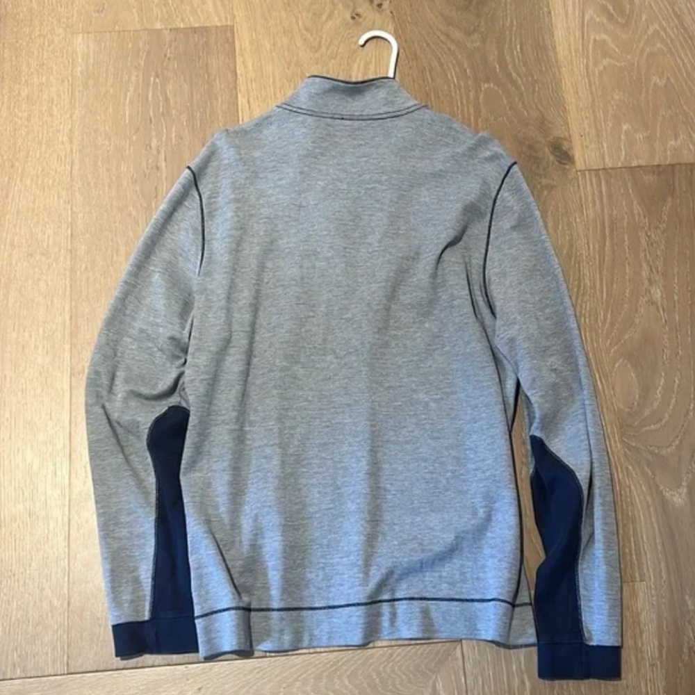 Hugo Boss sweater - Picture 3 of 3